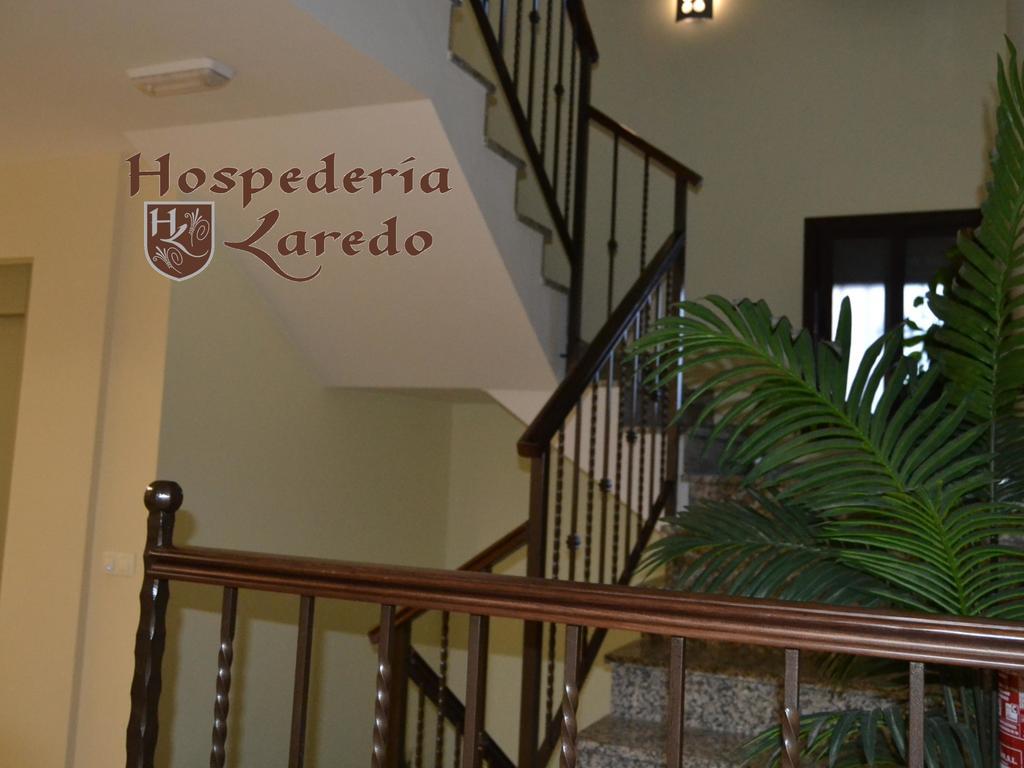 Hospederia Laredo Hotel La Carlota Exterior foto
